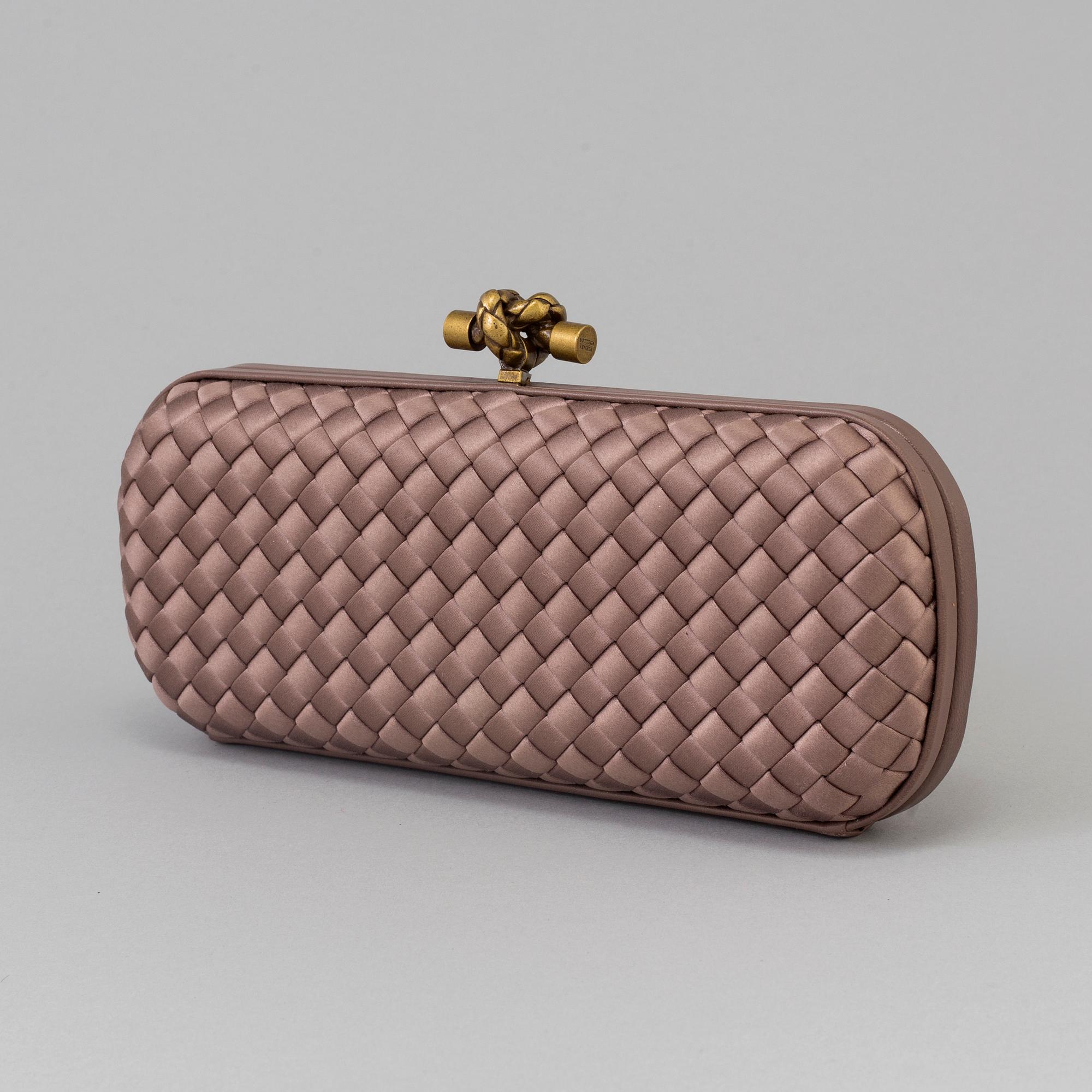 Bv knot clutch on sale