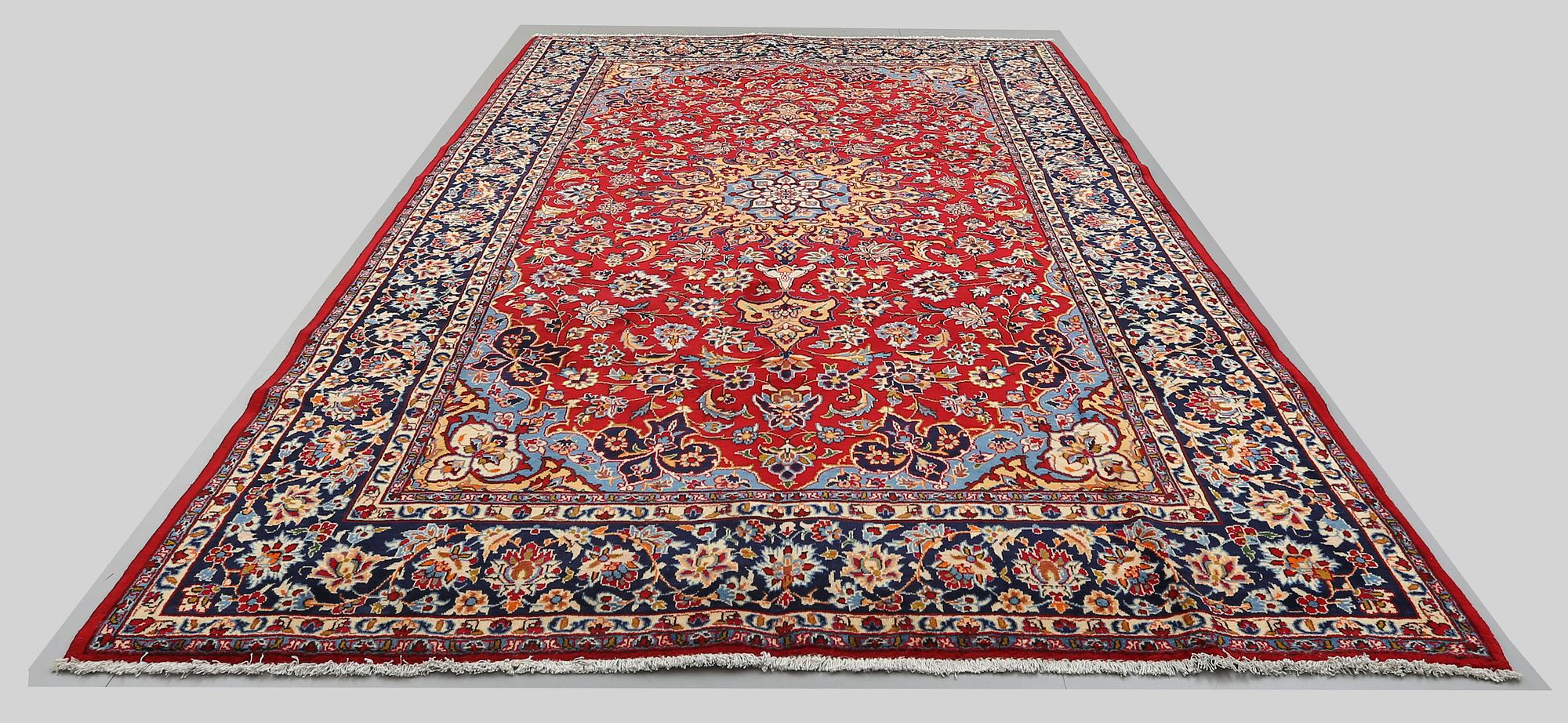 MATTA, Nadjafabad, ca 377 x 250 cm.