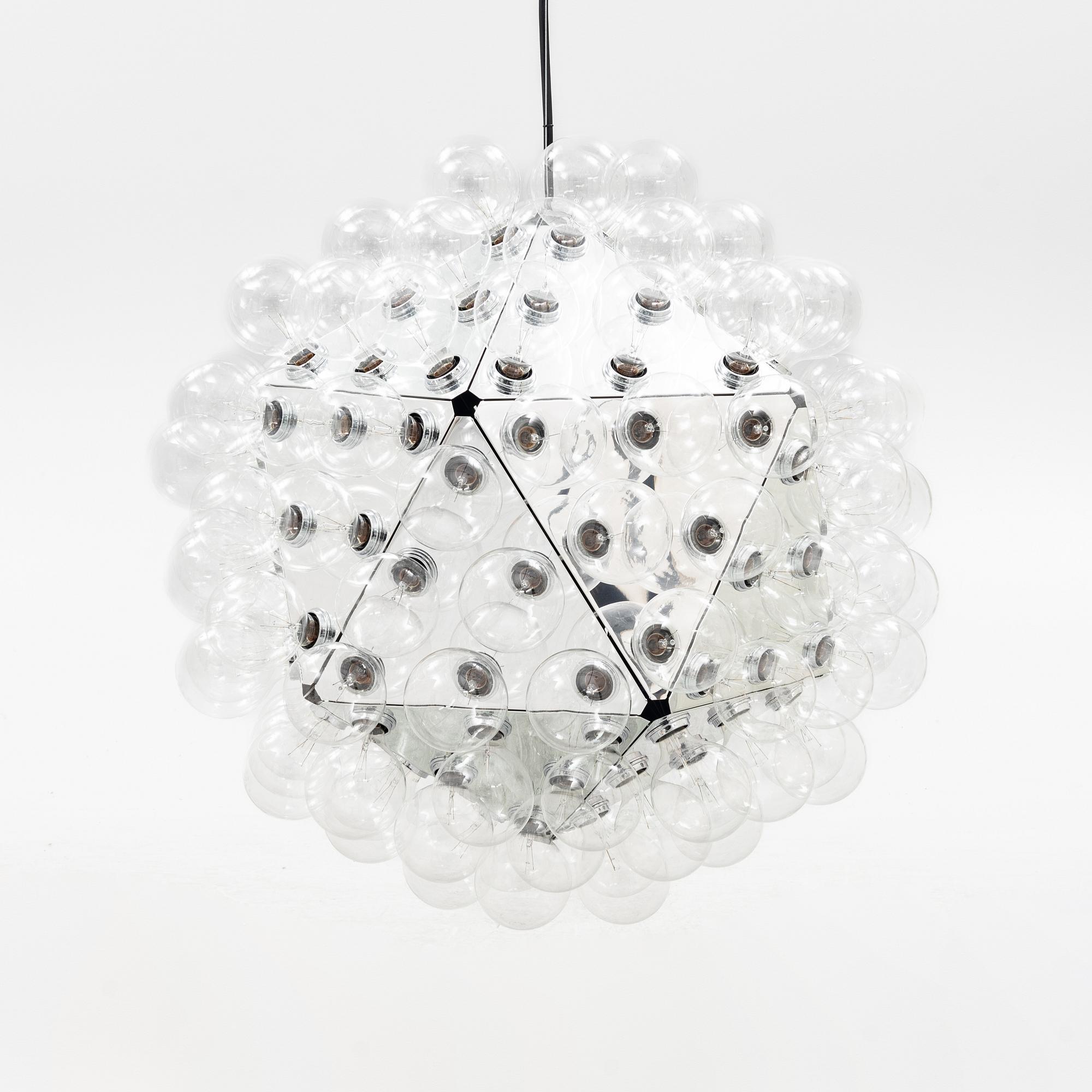 Achille Castiglioni, taklampa "Taraxacum S2" för Flos. formgiven 1988.