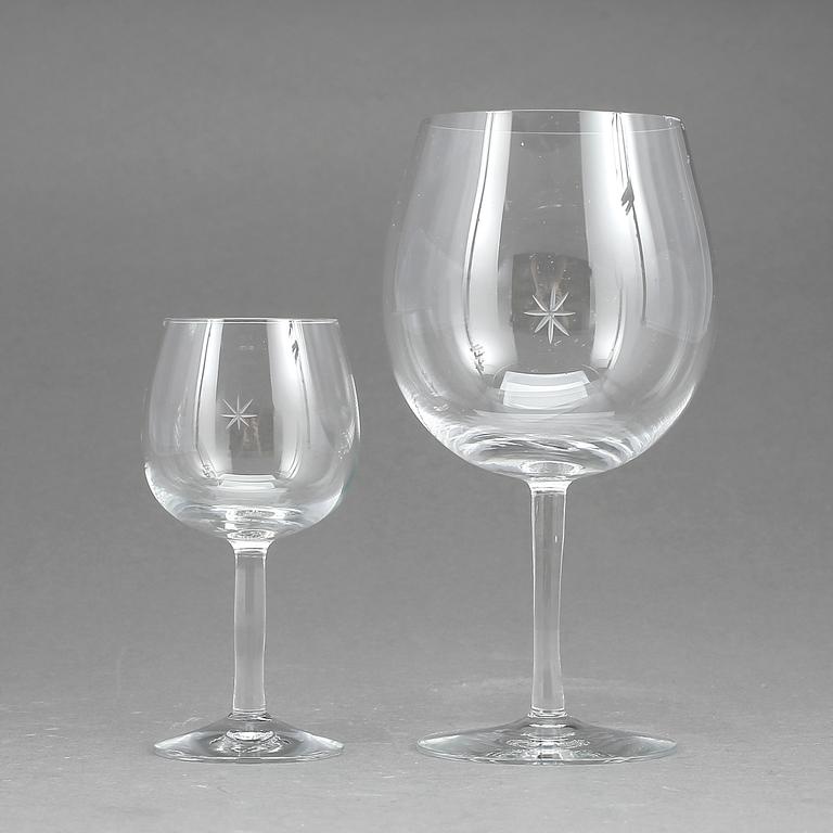GLASSERVIS, 13 delar, "Bouquet" design Signe Persson Melin, Kosta Boda.