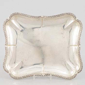 Dish, silver, B Erlandsson, Kristianstad, 1909.