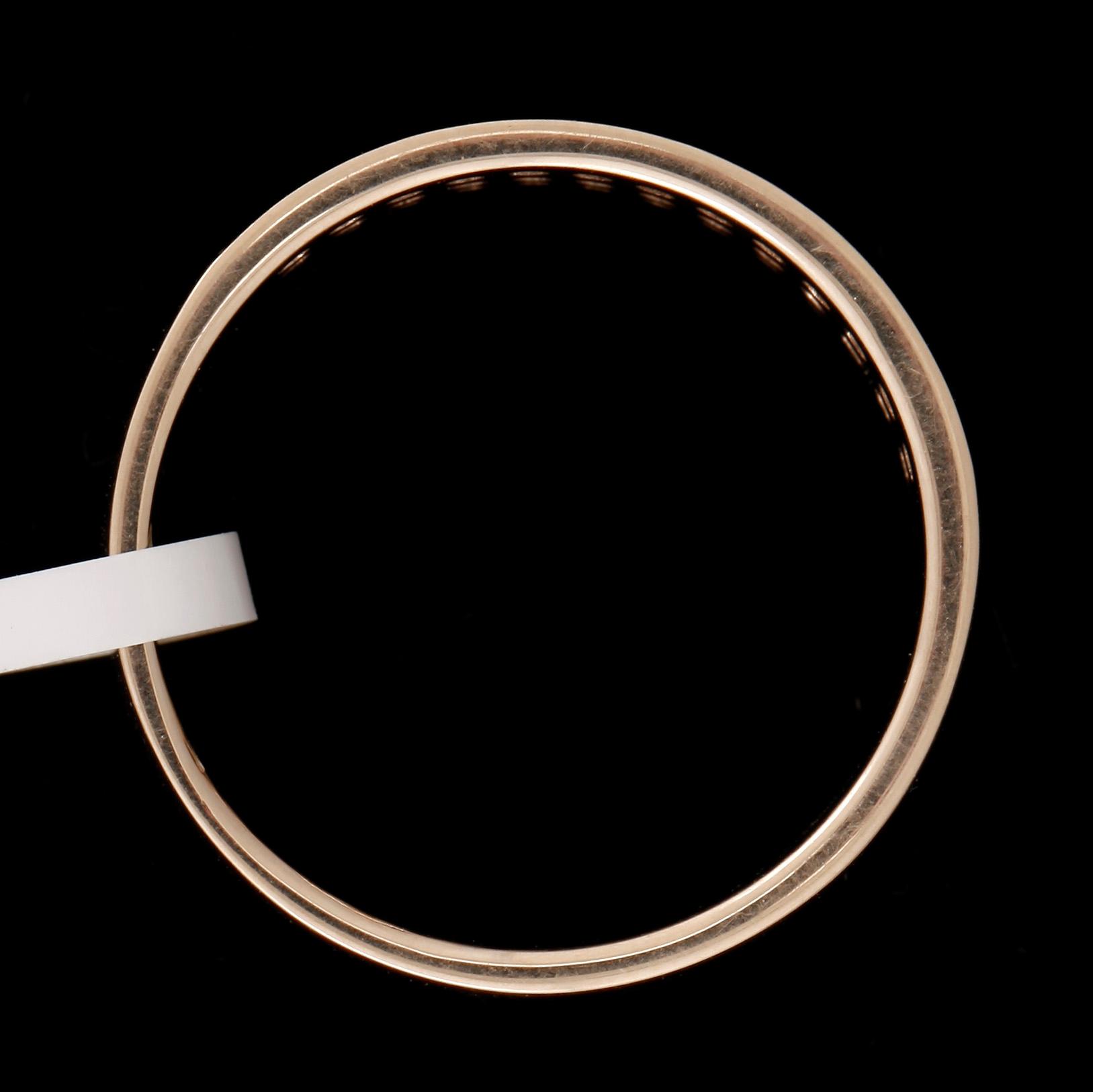 RING, 14k guld med 39 diamanter tot 0,40ct. Vikt ca 4,26 gram.