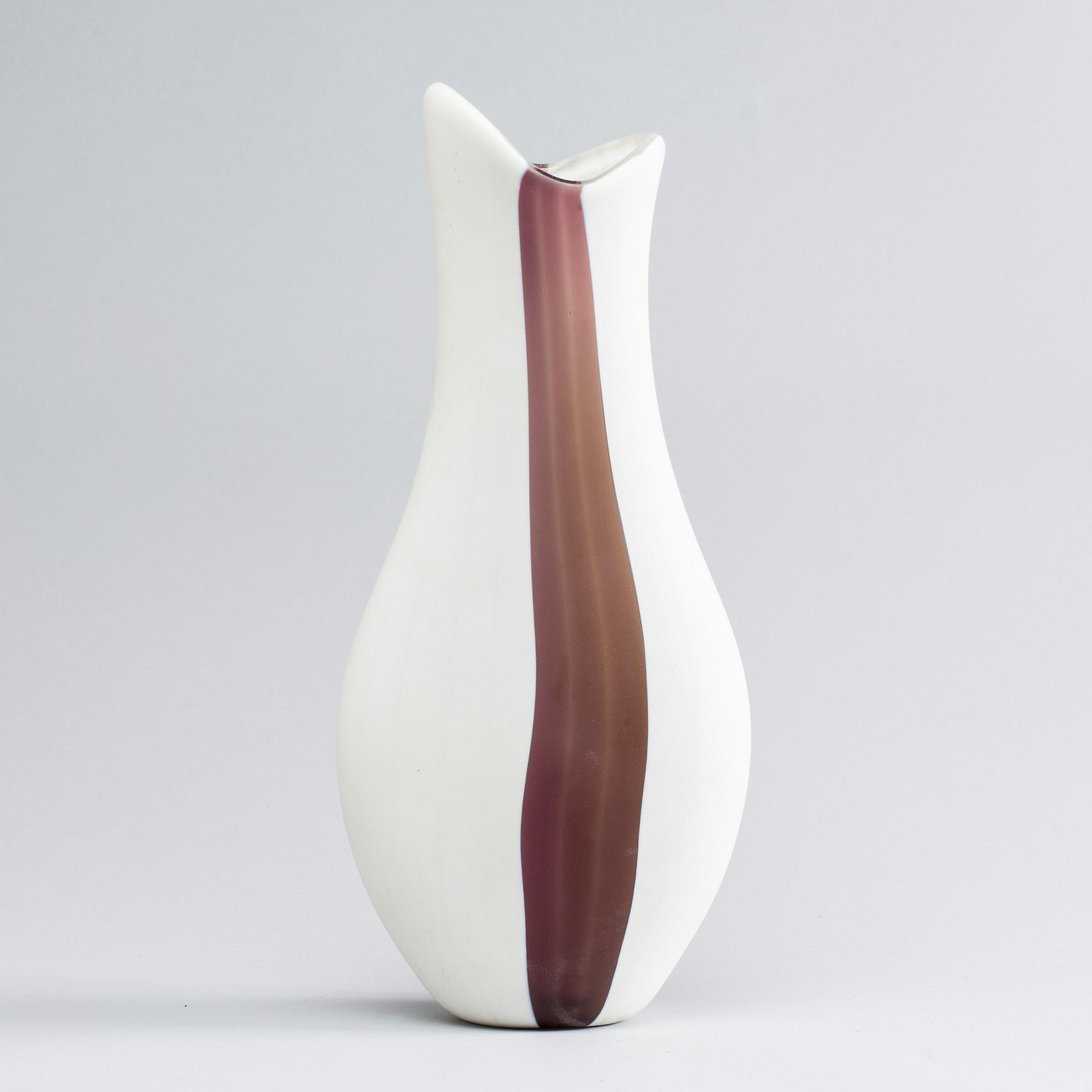 A VITTORIO FERRO MURRINE GLASS VASE FOR FRATELLI PAGNIN, 1990-2000.