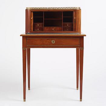 Skrivbord, Stockholmsarbete, 1700-talets slut, Sengustavianskt.