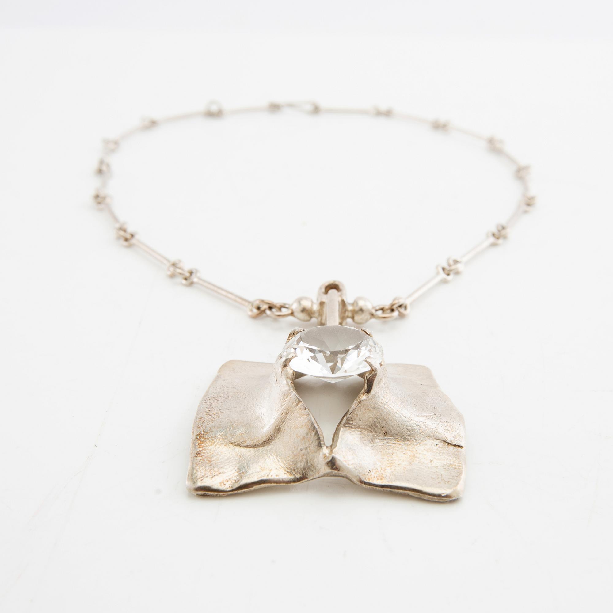Magnus G:son Liedholm, necklace sterling silver and rock crystal signed.