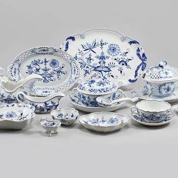 SERVISDELAR, 40 delar, porslin, Meisen, 1900-tal.