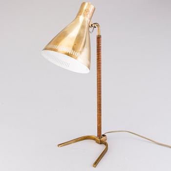 PAAVO TYNELL, bordslampa, modell 9224, Taito Oy, 1900-talets mitt.