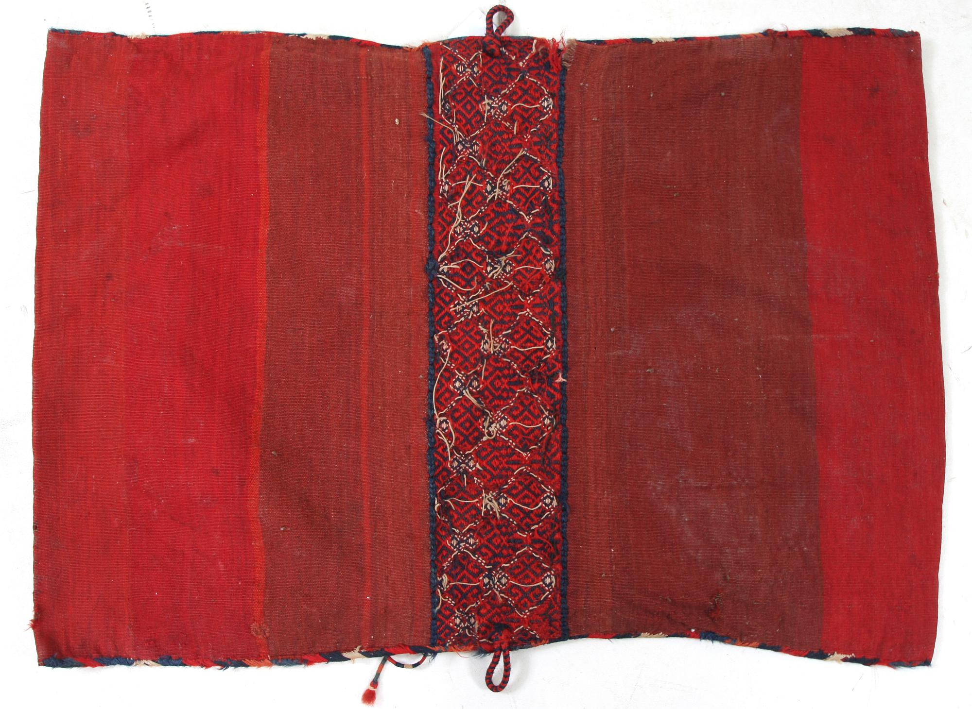 VÄSKA, Turkmen, semiantik. 91 x 62.