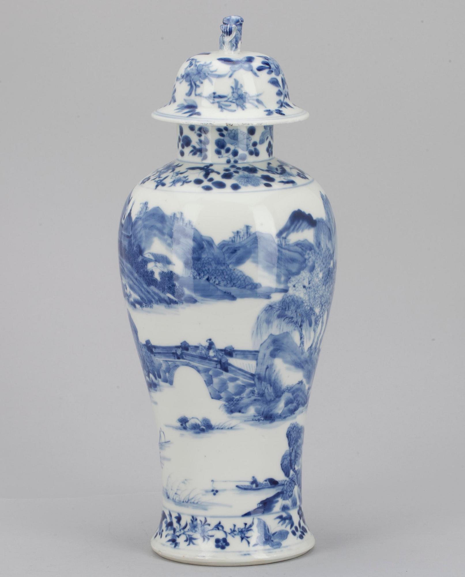 LOCKURNA, porslin, Kina. Kangxi-stil, 1900-tal.