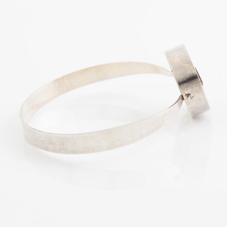 Arm ring and brooch, silver with smoky quartz, Kultasepät Salovaara.