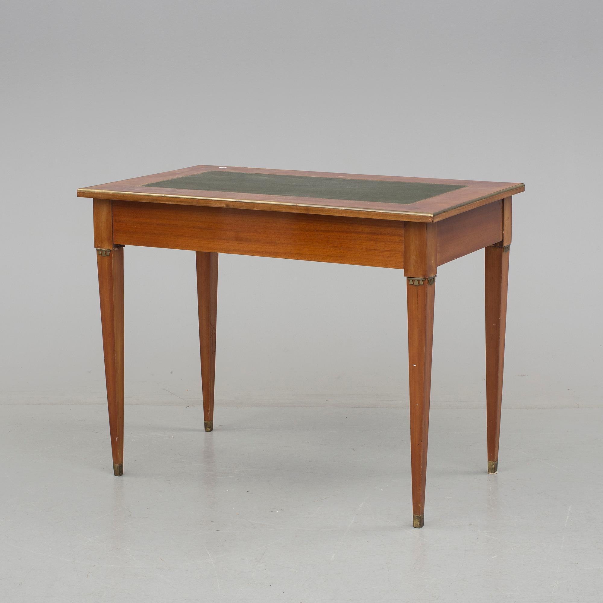 SKRIVBORD, sengustaviansk stil, 1900-talets början.