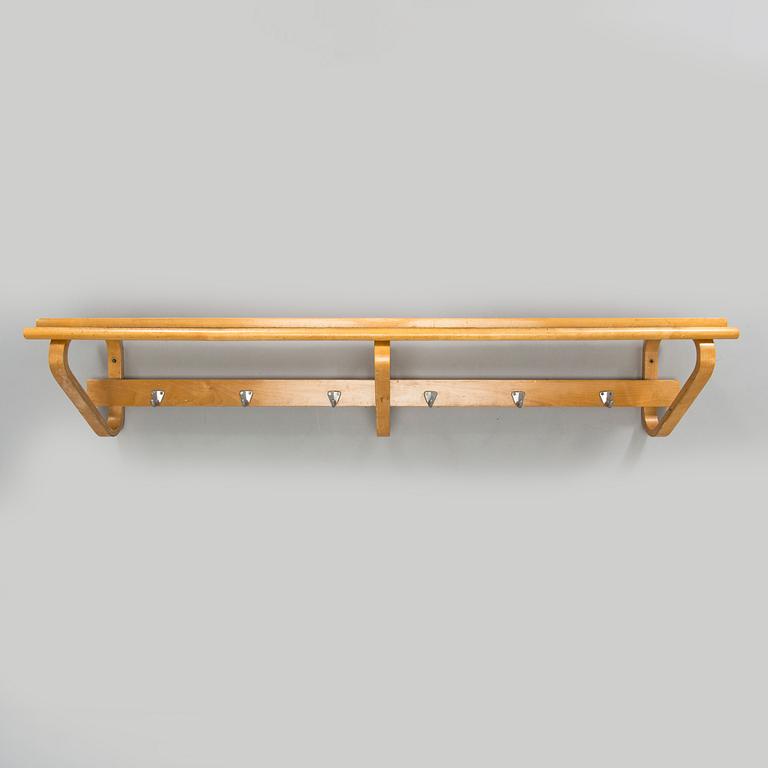 Alvar Aalto, vaatenaulakko, O.Y. Huonekalu- ja Rakennustyötehdas A.B. 1900-luvun puoliväli.