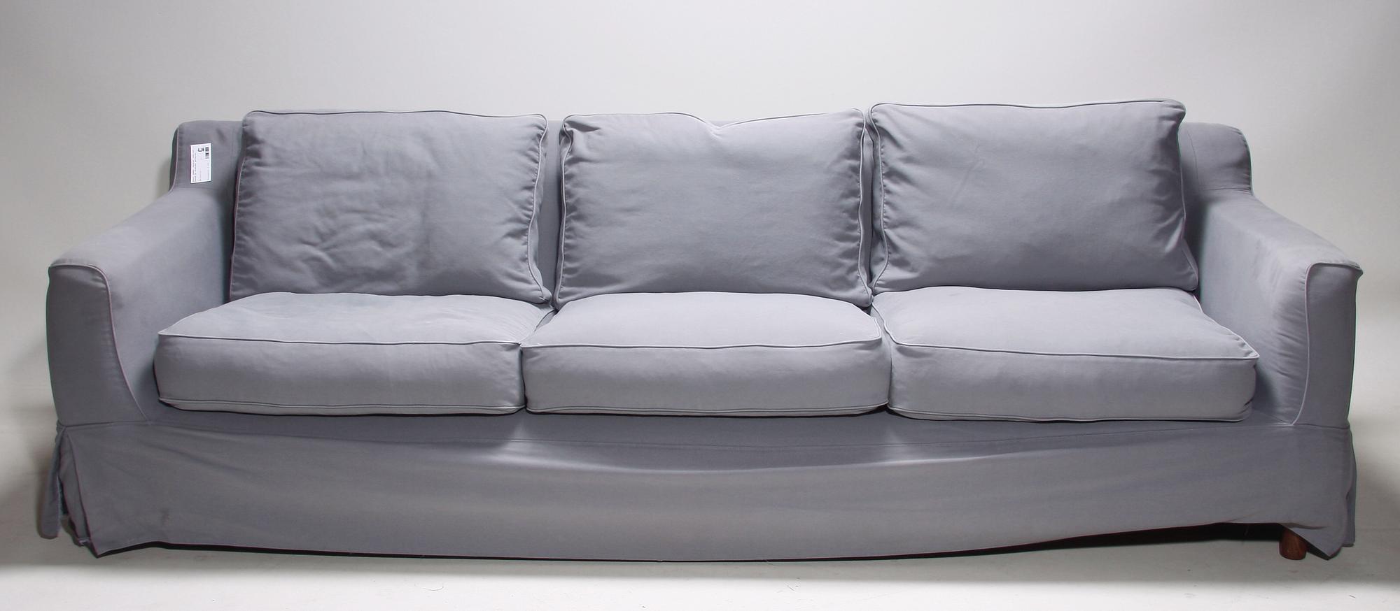 SOFFA. "Boston" 1900-tal. Inköpt på Nordiska galleriet.