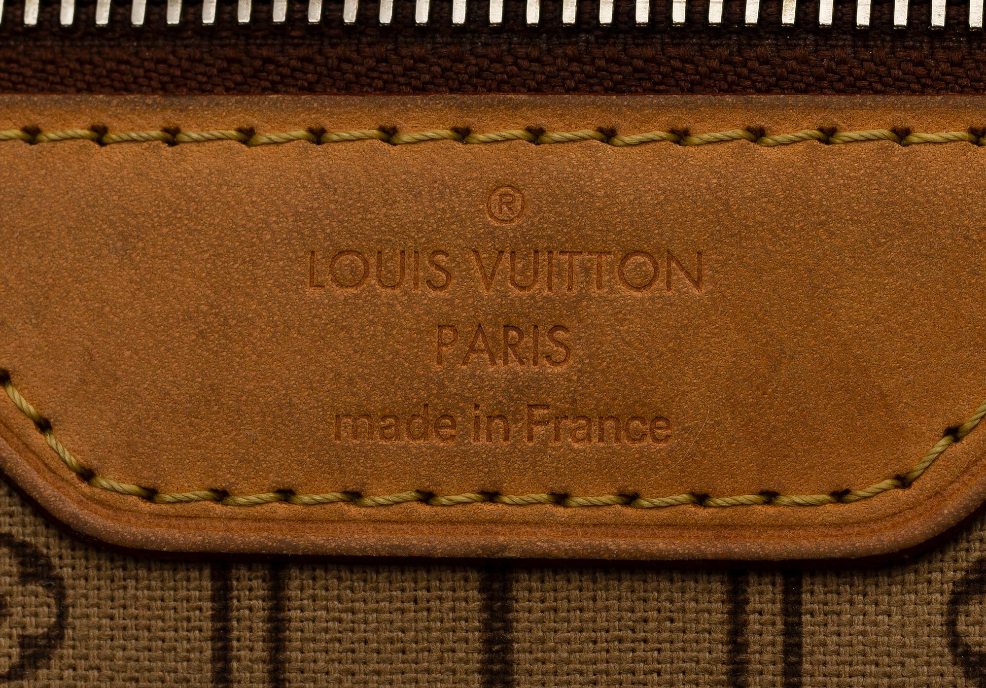 A SHOULDER BAG Neverfull MM.