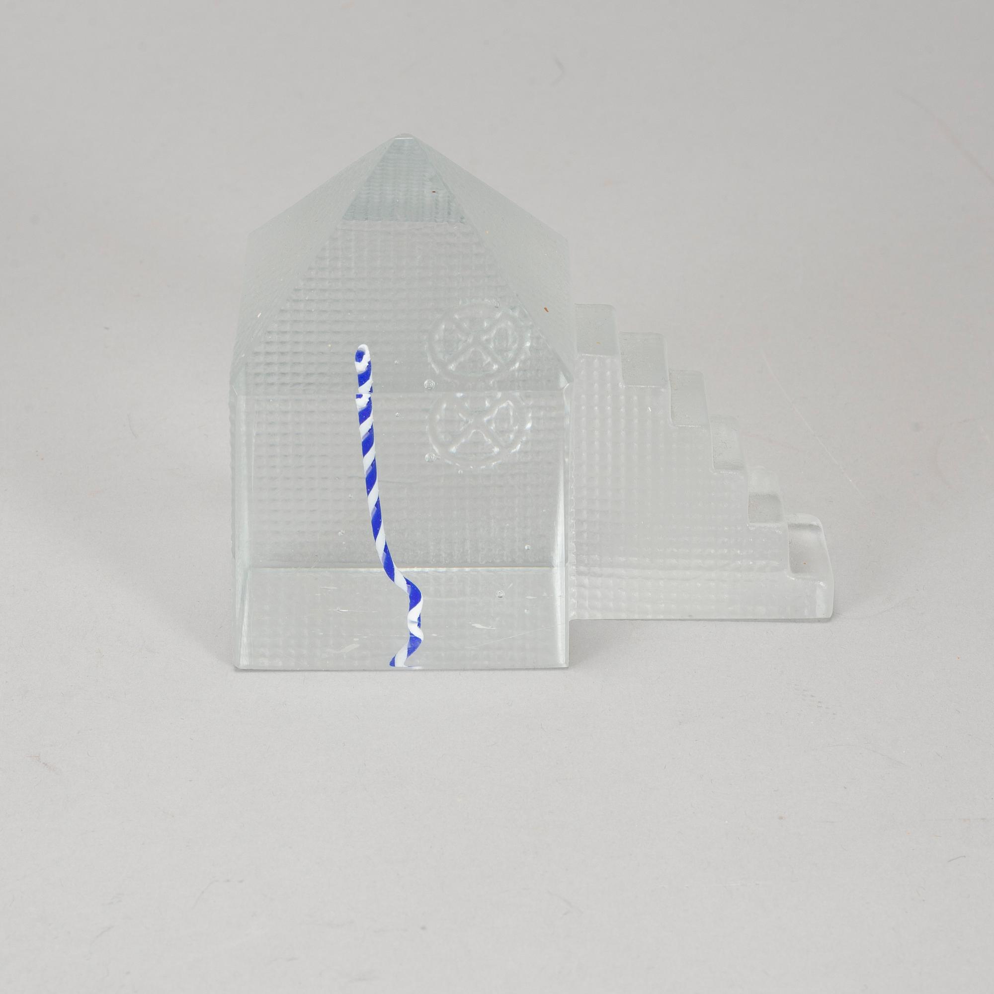 BERTIL VALLIEN, glass, three pieces.