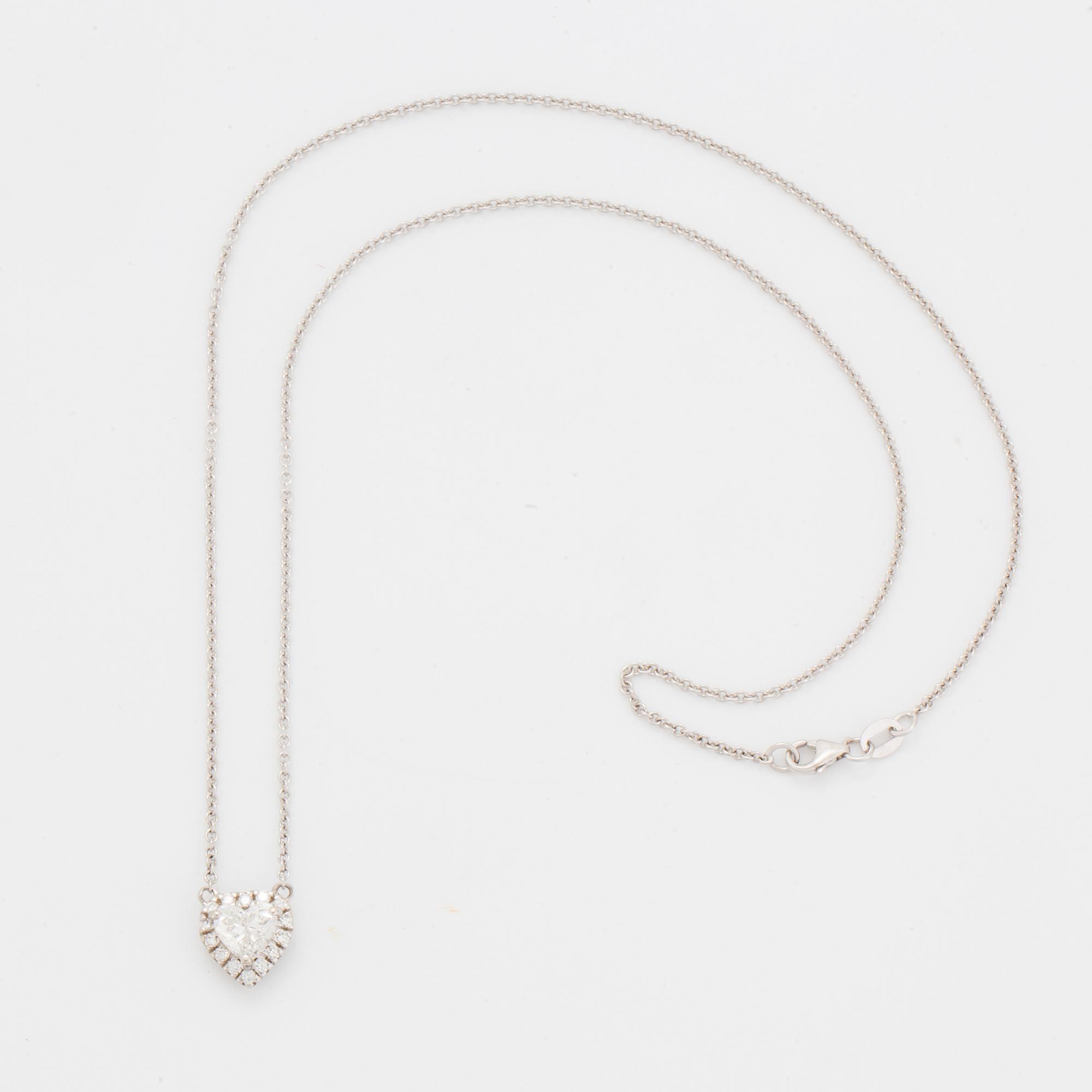 Heart shaped diamond necklace, with GIA dossier.