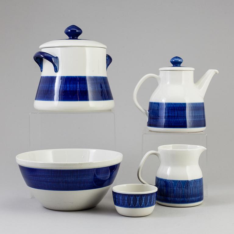 SERVIS, 12 delar, keramik. "Koka Blå", Hertha Bengtsson, Rörstrand, 1900-tal.