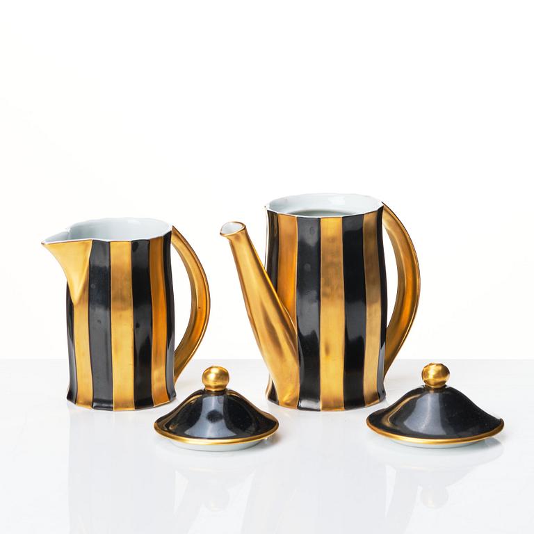 Josef Hoffmann, a 5 pieces porcelain coffee service, ed. Wiener Porzellan Manufaktur Josef Böck, Pfeiffer & Löwenstein, 1910s.