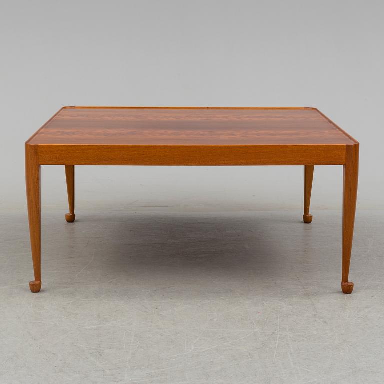 A 'Diplomat' table by Josef Frank, Firma Svenskt Tenn.