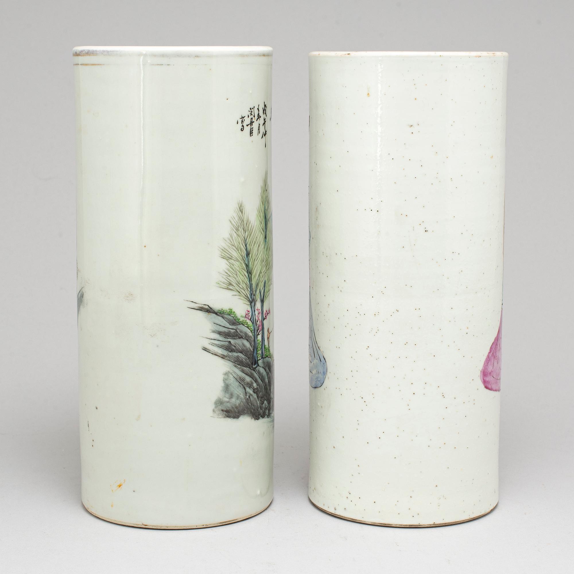 Two Chinese famille rose porcelain hat stands, early 20th century.