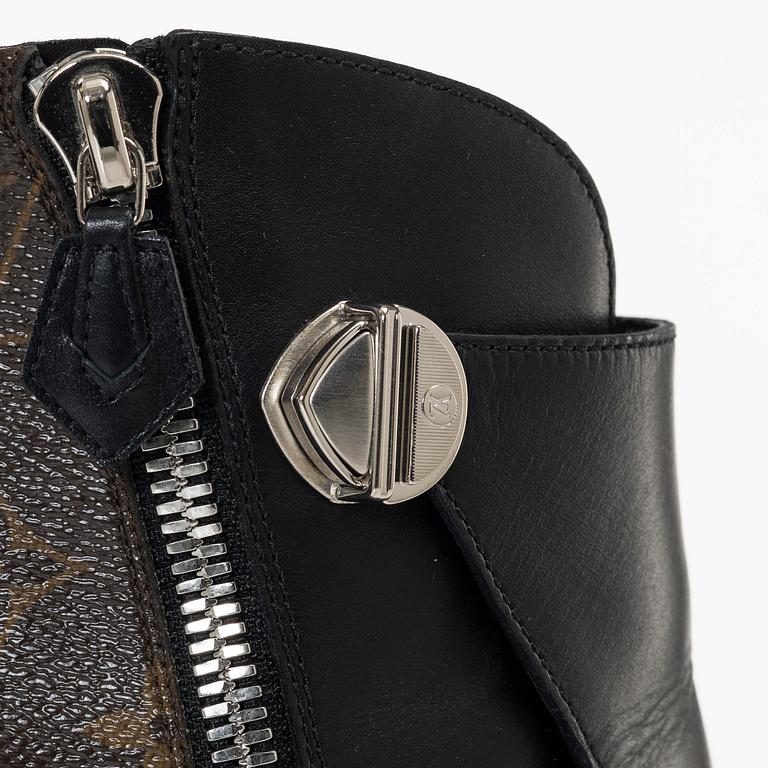 Louis Vuitton, ankle boots, "Monogram Janet Ankle Boots", size 37.