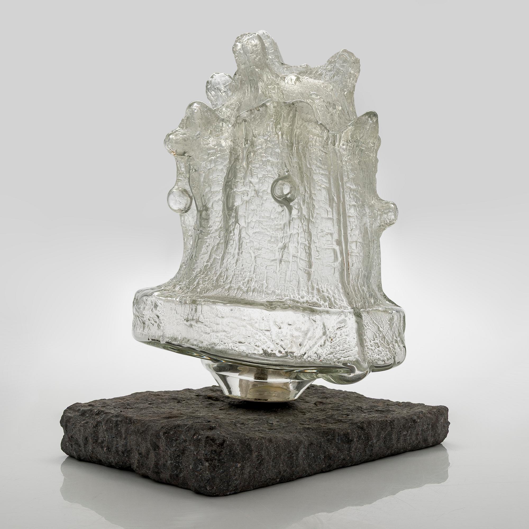 Timo Sarpaneva, veistos, "Ahtojää", signeerattu Timo Sarpaneva Iittala 1967.
