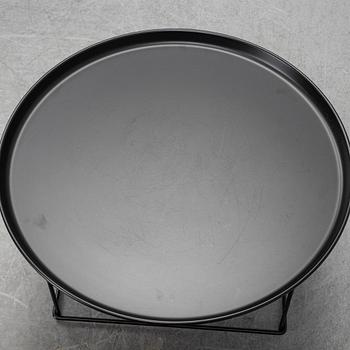 Patricia Urquiola, a set of two coffe tables, model 'Fat-Fat' for B&B Italia, modern manufacturing.