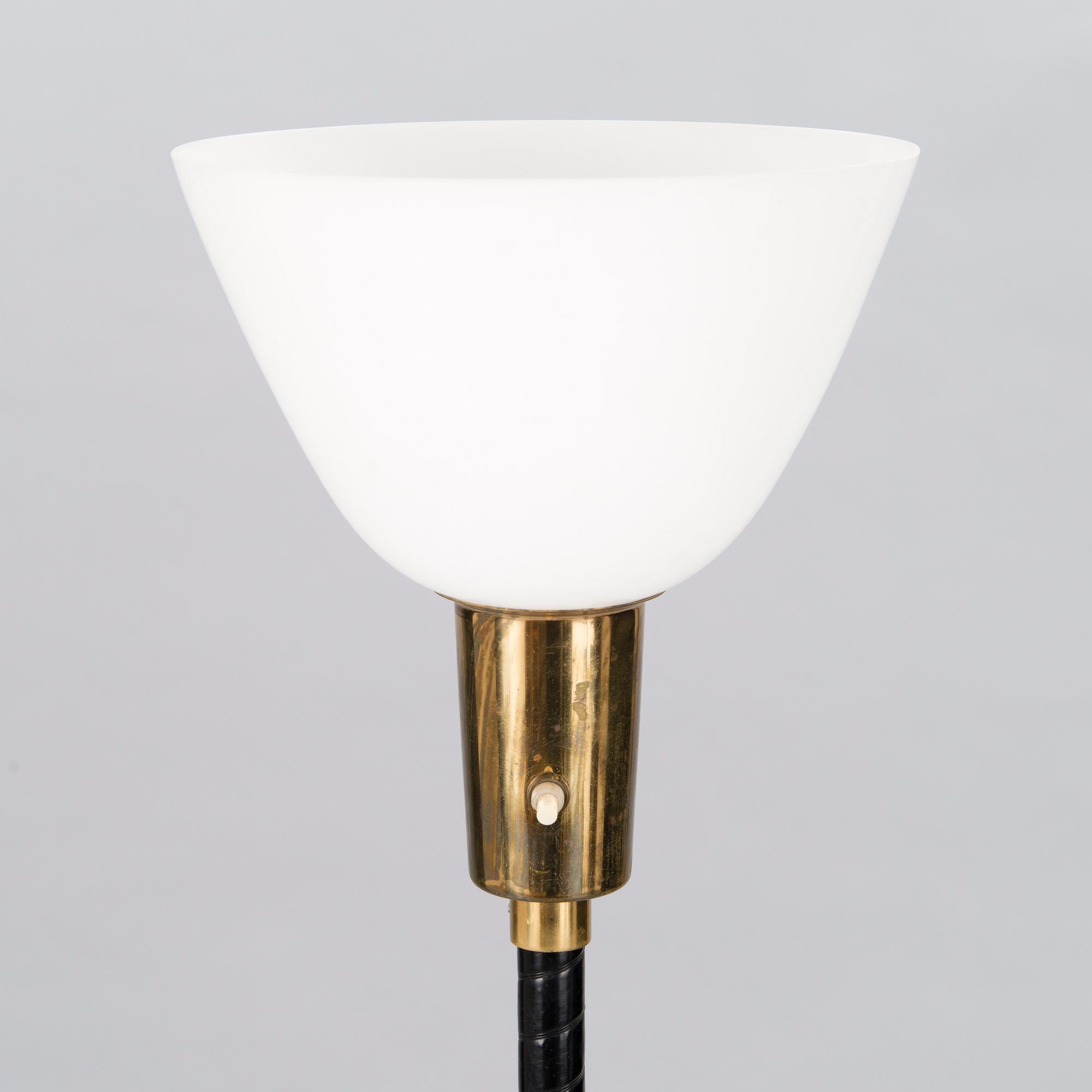 A mid 20th century floor lamp for Stockmann Orno.