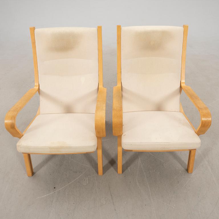 Hans J. Wegner, armchairs a pair for Johannes Hansen Denmark, later part of the 20th century.