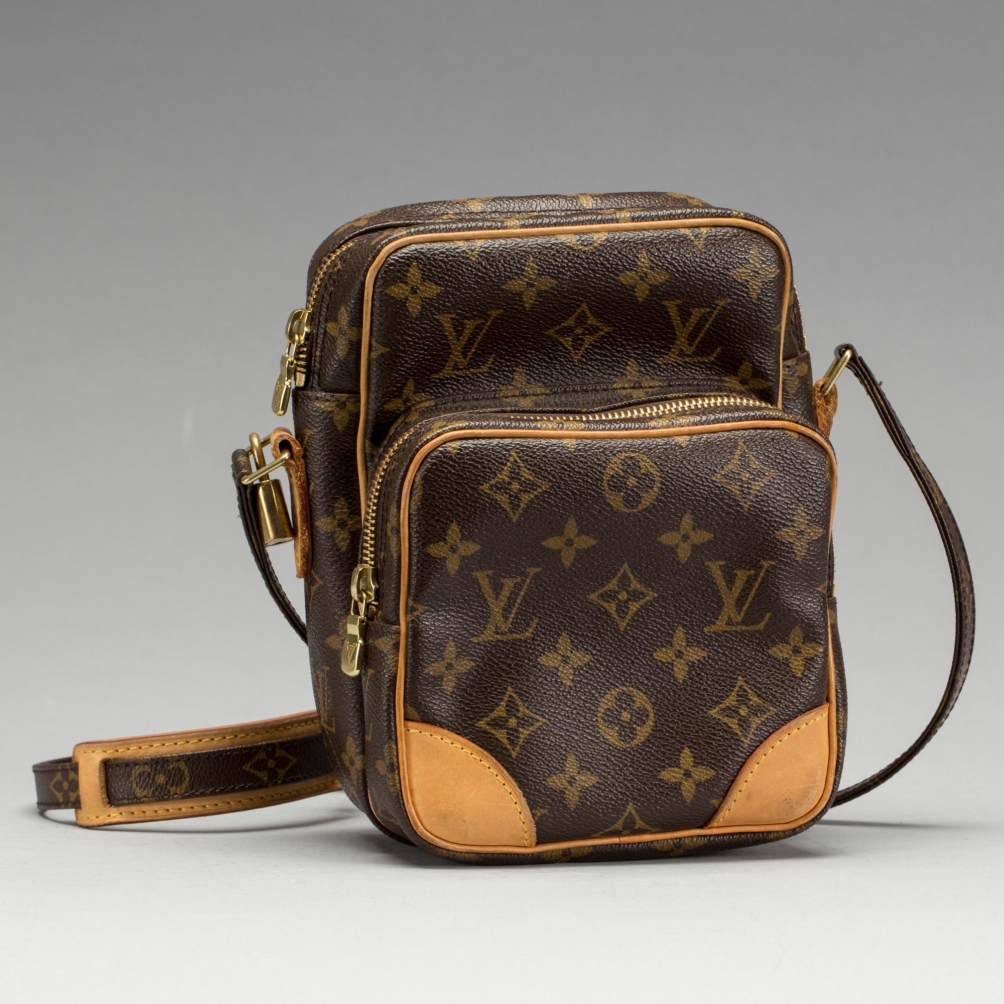 VÄSKA, Louis Vuitton.