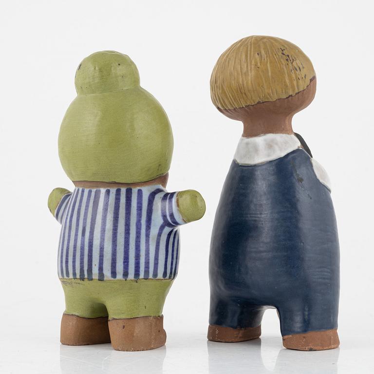 Lisa Larson, figuriner, 2 st, "Pelle" och "Kalle", Gustavsberg.