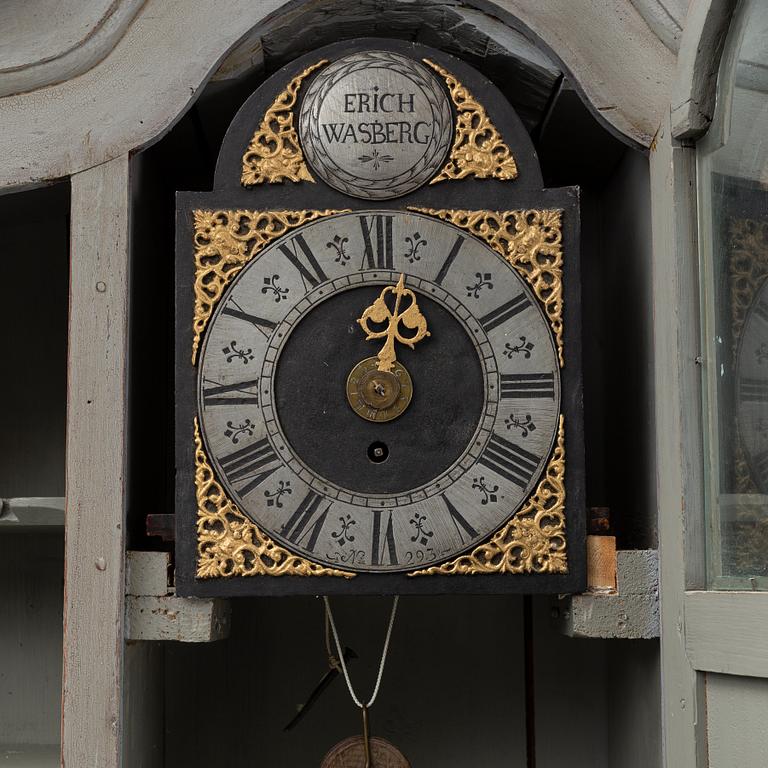 An early 19th century swedish cupboard.