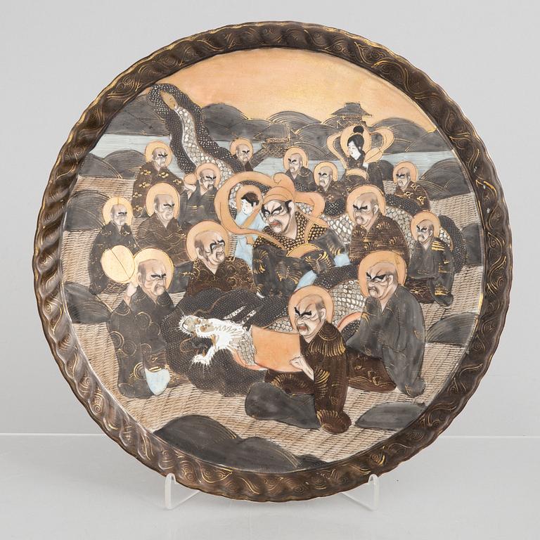 A Japanese cloisonné vase and a porcelain 'a thousand faces' satsuma dish, Meiji (1868-1912) and 20th century.