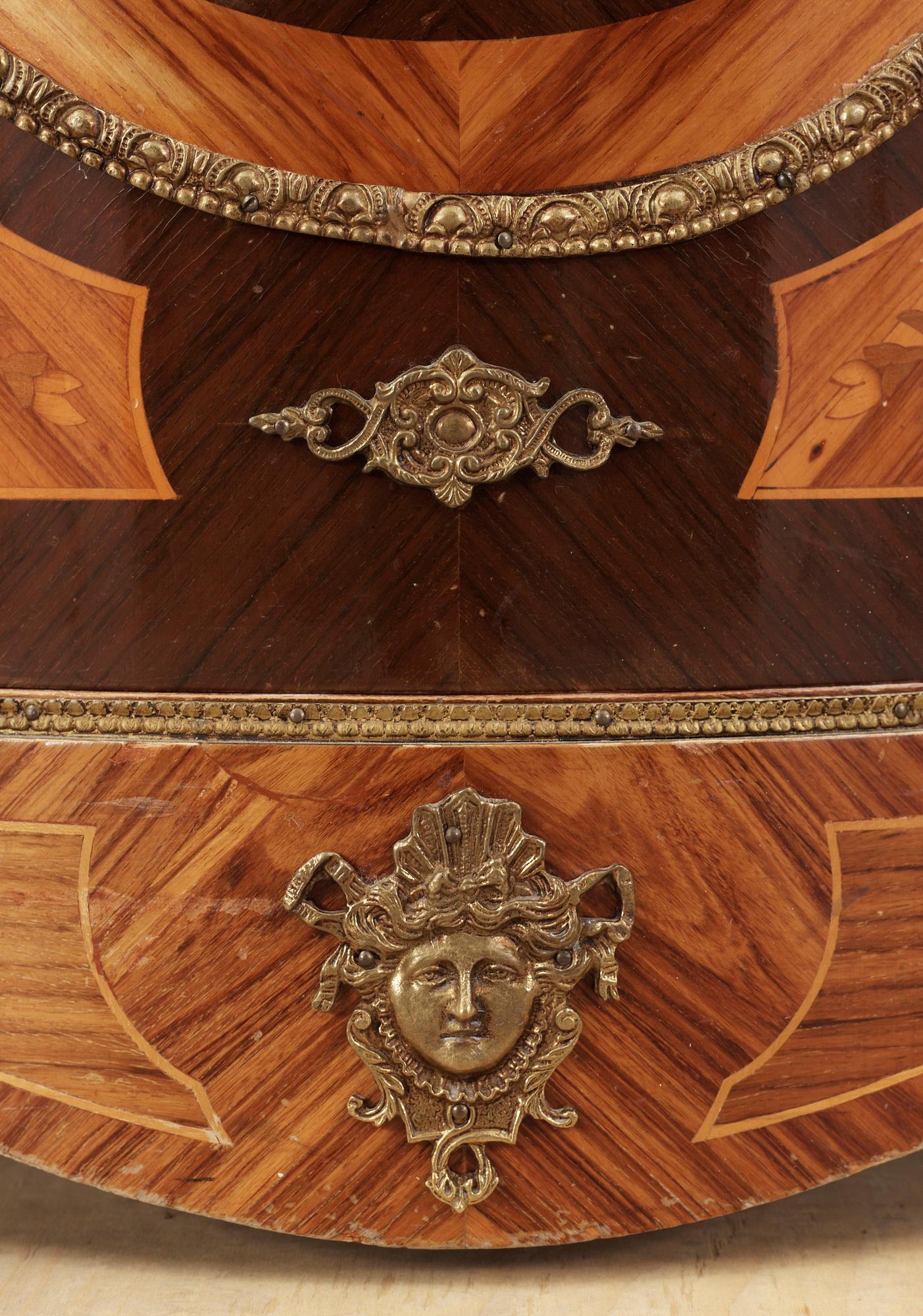 SKÅP, Louis XVI-stil, 1900-tal.