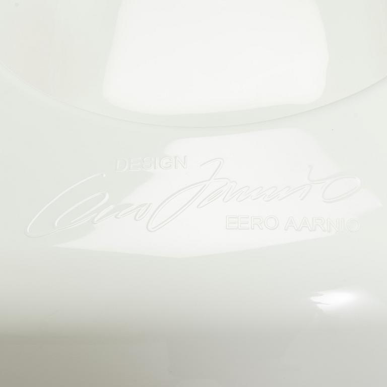 Eero Aarnio, "Soap-tuoli" Artekno, signeerattu Eero Aarnio, 2010.
