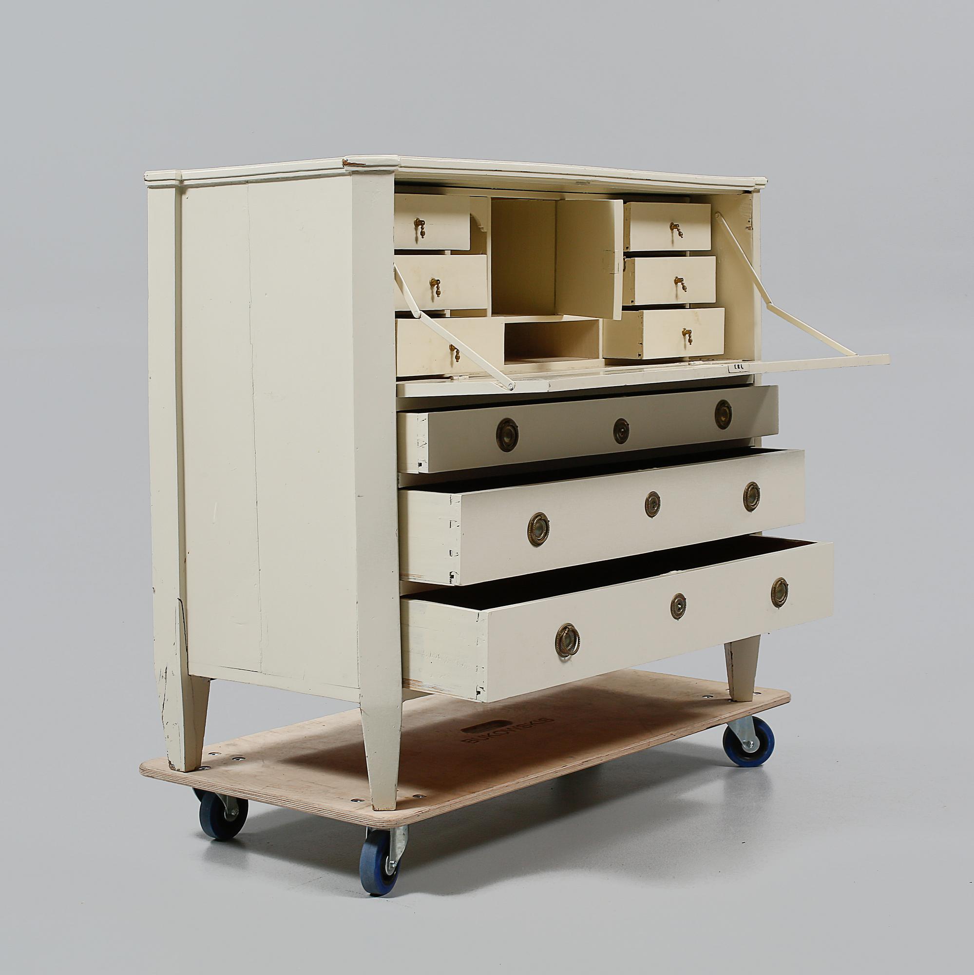 SKRIVBYRÅ, sengustaviansk, omkring år 1800.