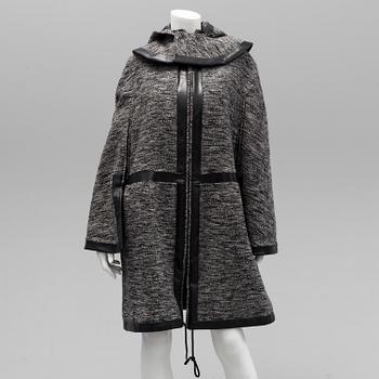COAT, Givenchy, italien size 34.