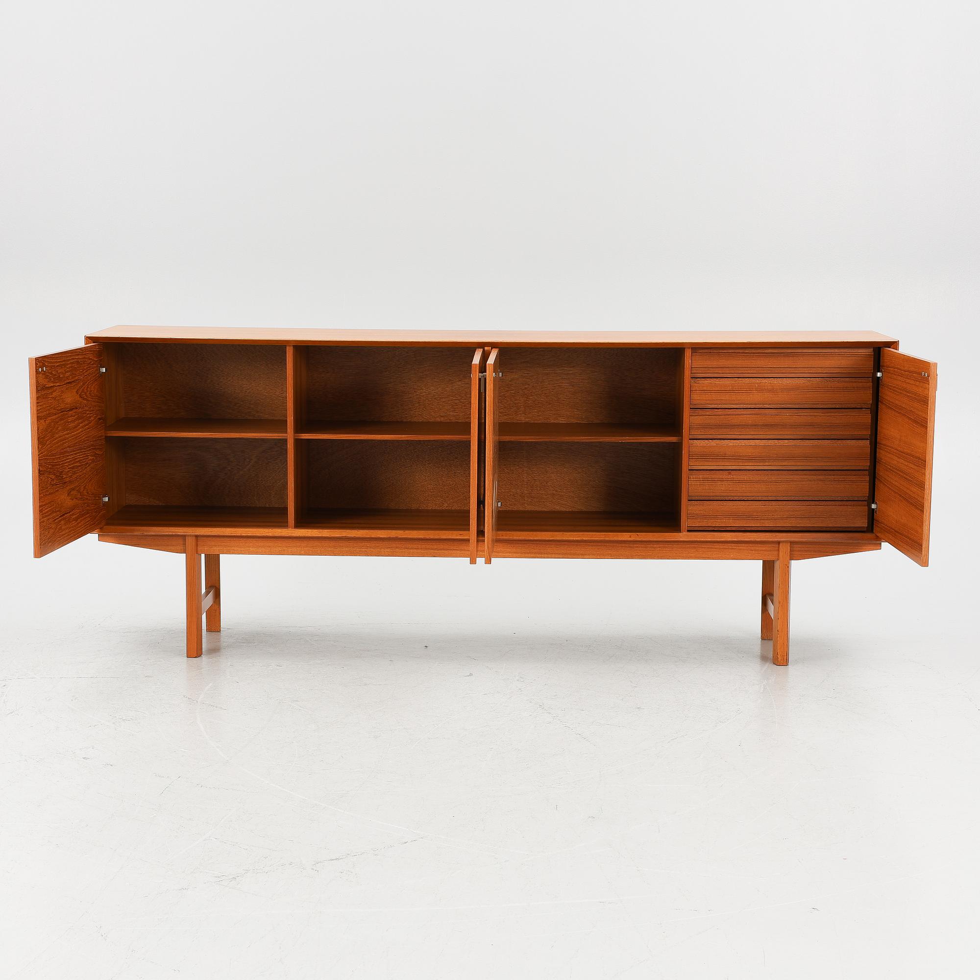 Sideboard, sannolikt Norge. 1950/60-tal.