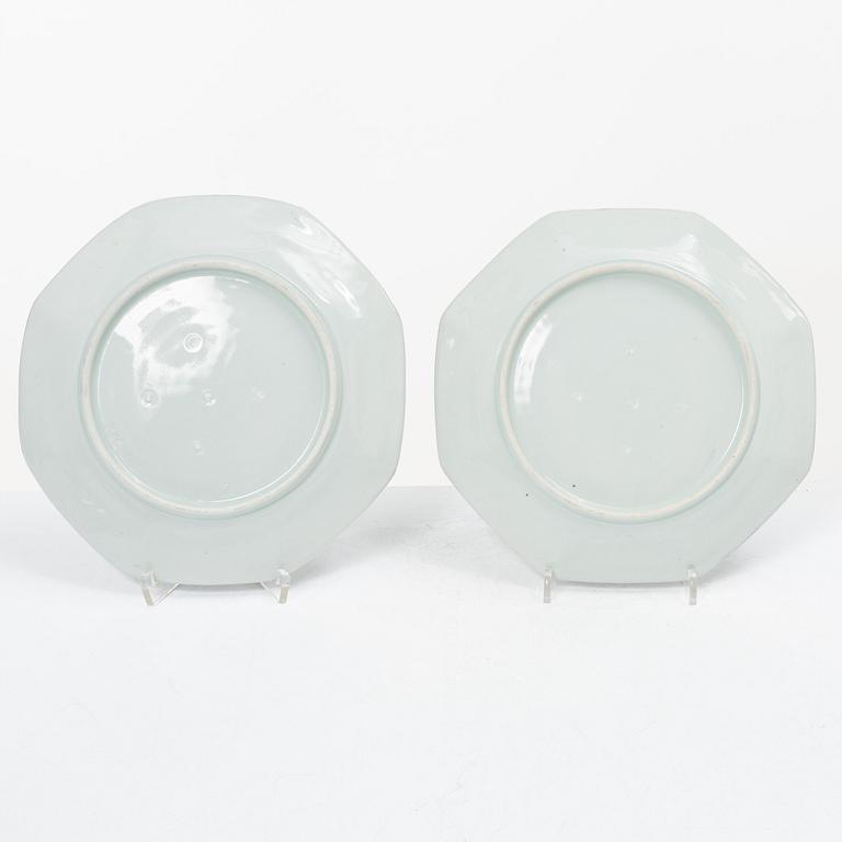 A set of four Japanese Arita ware porcelain dishes, Meiji (1868-1912).
