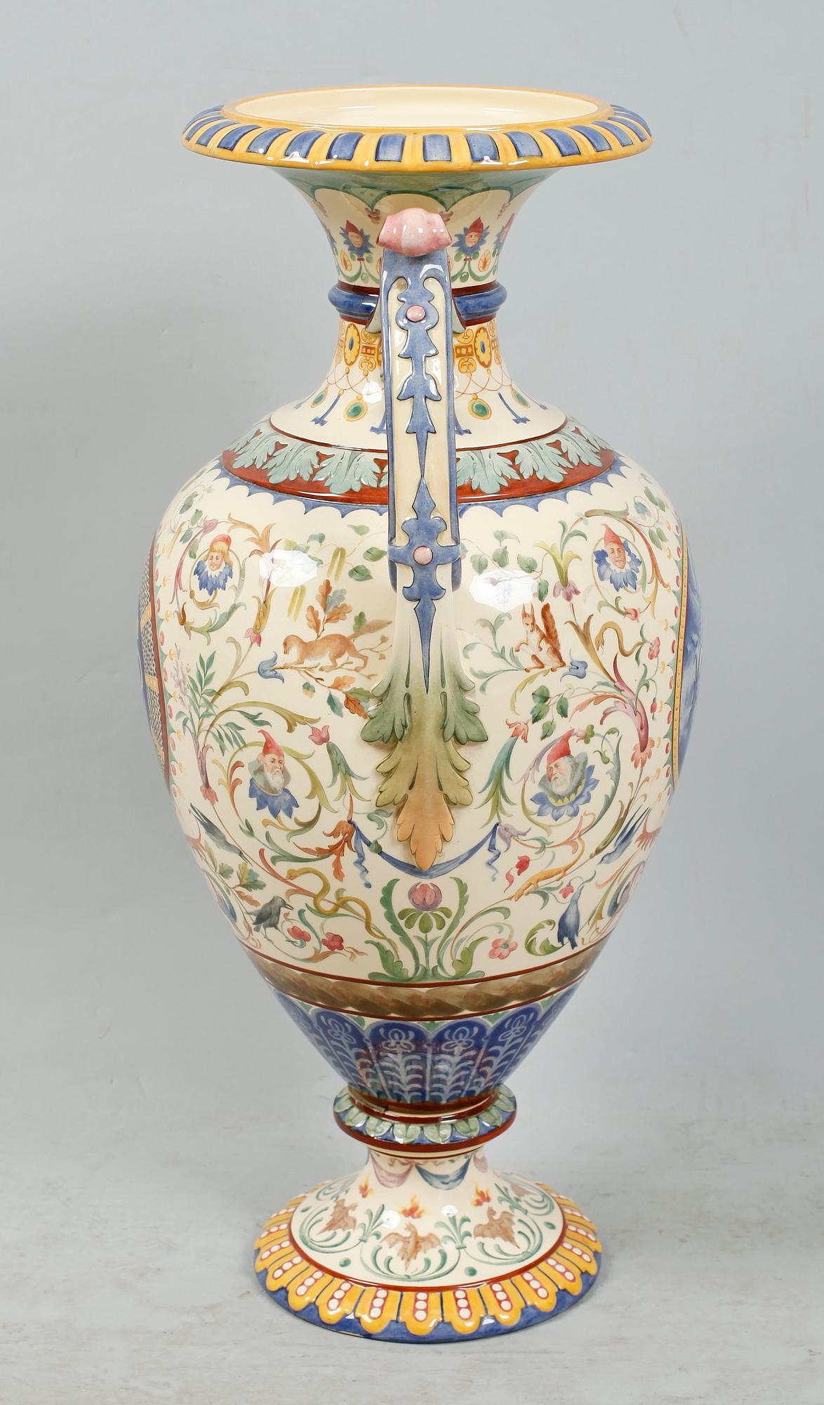 PRAKTVAS, porslin, Rörstrand, sent 1800-tal.