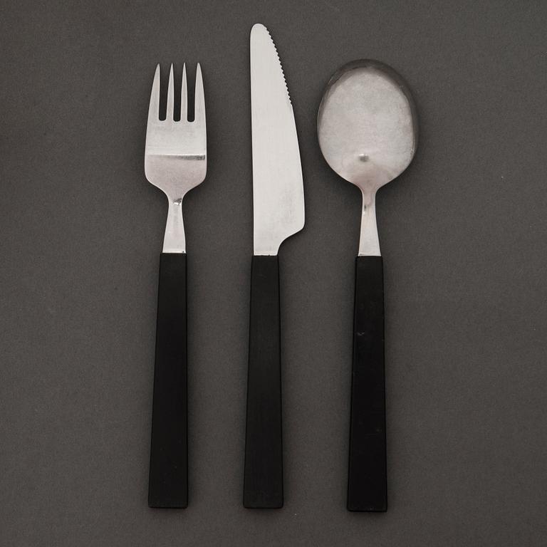 BERTEL GARDBERG, BESTICKSERIE, 32 delar, "Triennale", Fiskars. Formgivna 1956-57.