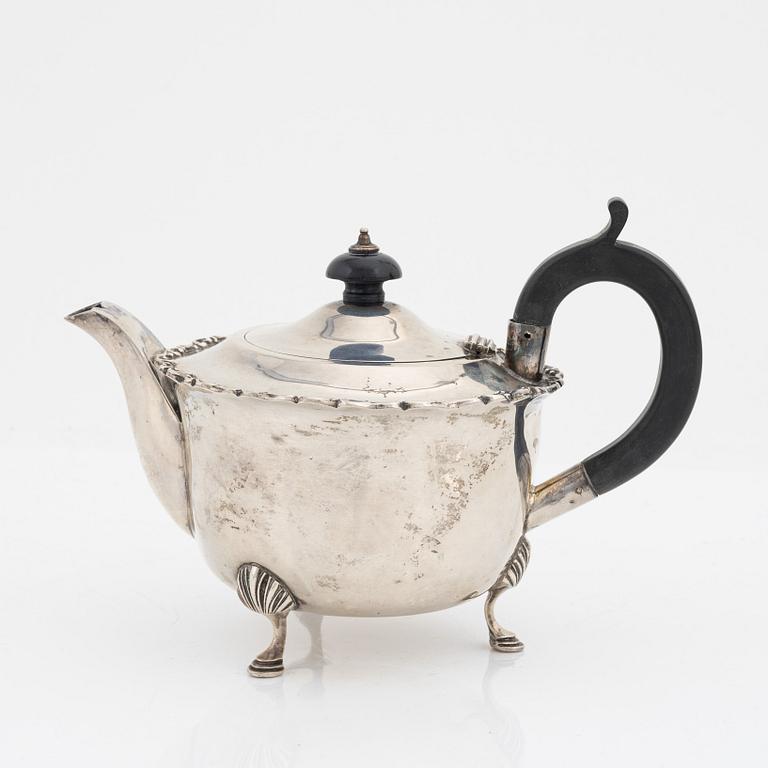 Maurice Freeman, tekanna, silver, London, England, 1898.