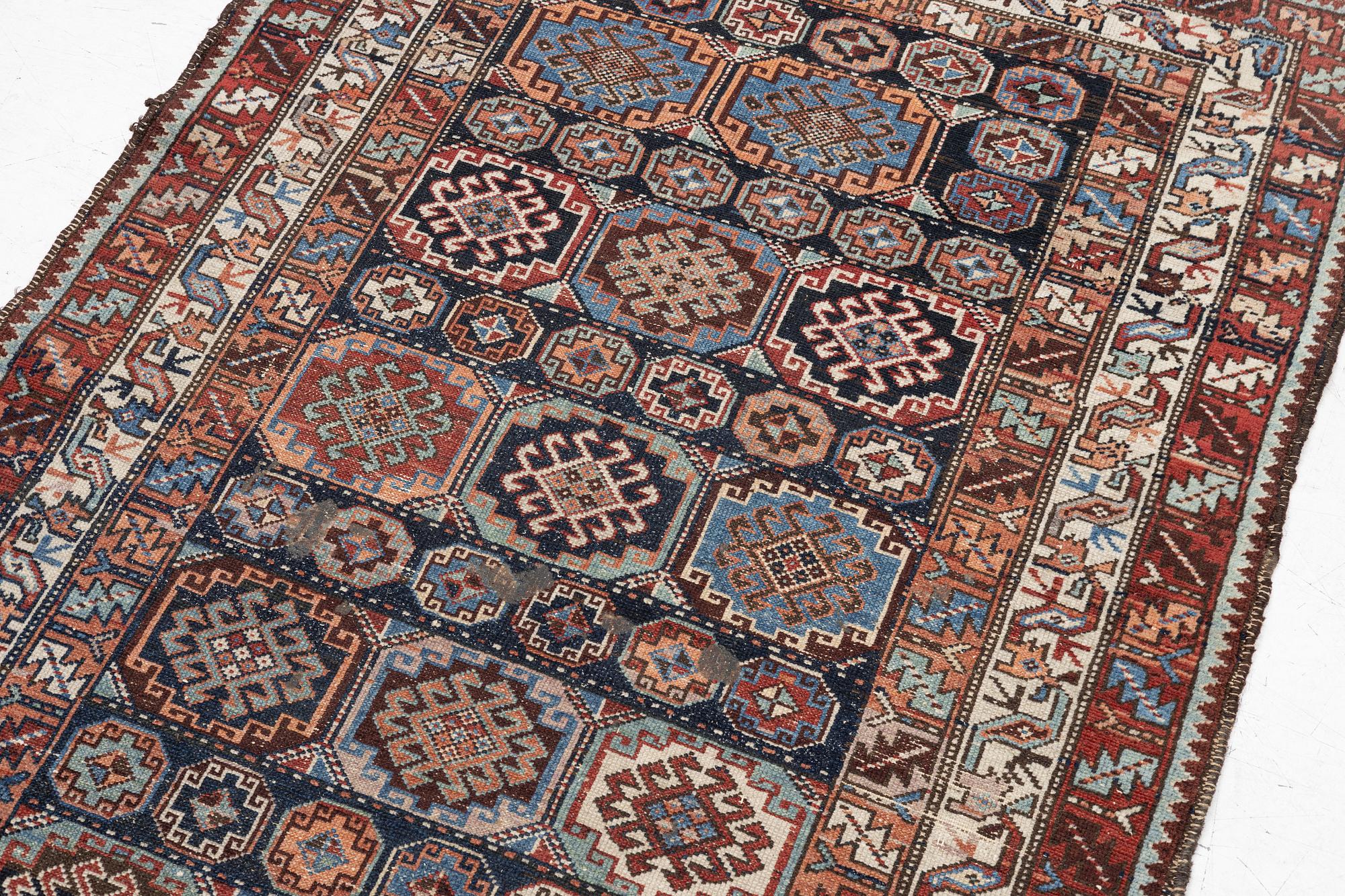 A Northwest Persian antique rug, c. 166 x 106 cm.