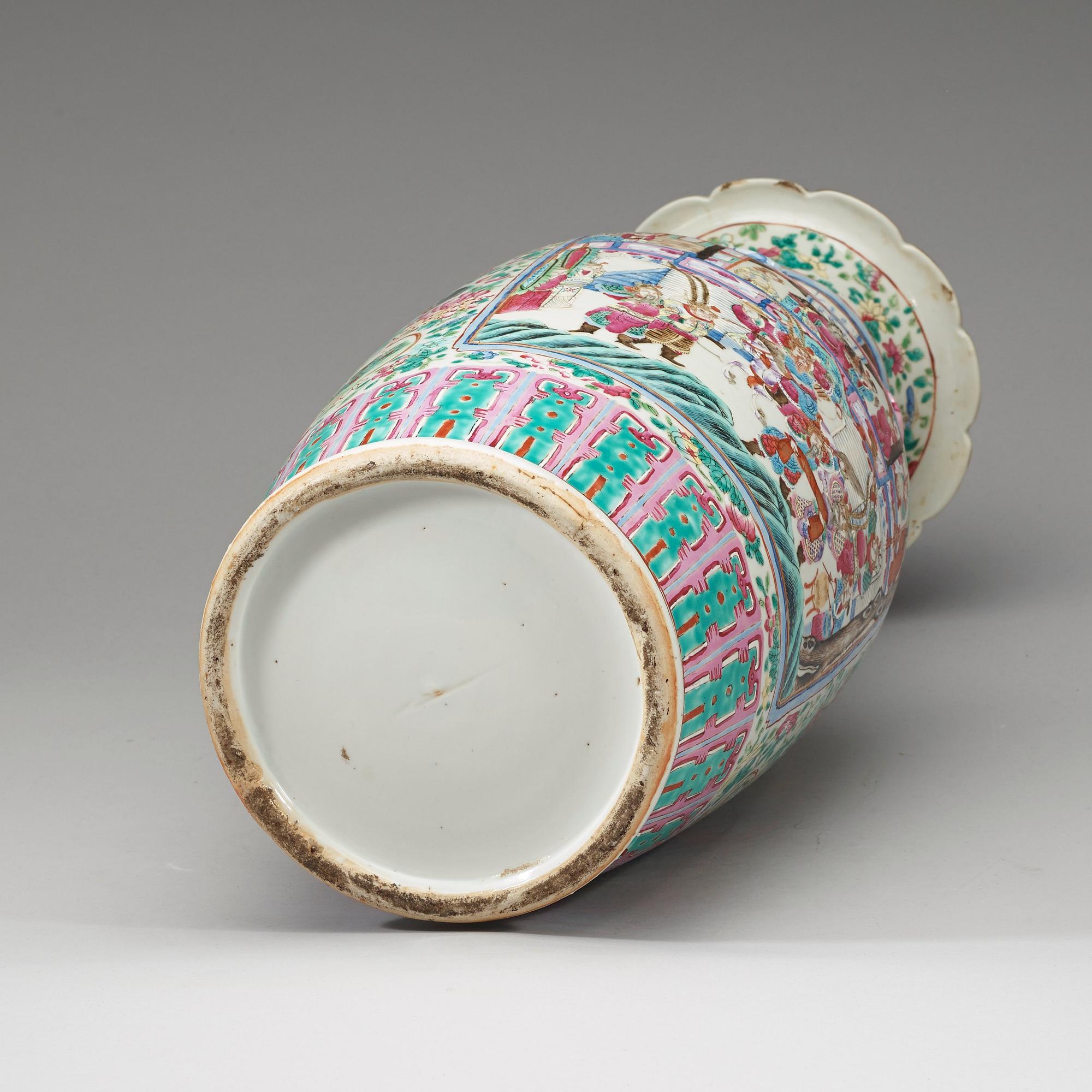 VAS, porslin. 1800-tal.