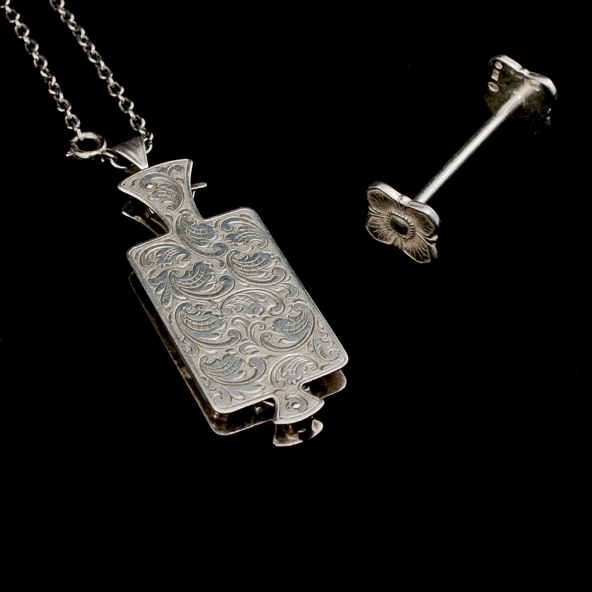 PARTI SILVER, 10 delar, silver, delvis låghaltigt, 1900-tal. Total vikt 300 g.