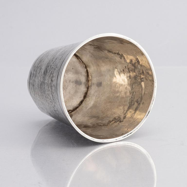 Snakeskinbeaker, silver, unidentified maker MS. Probably Germany, mid-17th century.