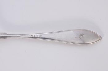 PARTI BESTICKSERVISDELAR, tot vikt 670 gram,