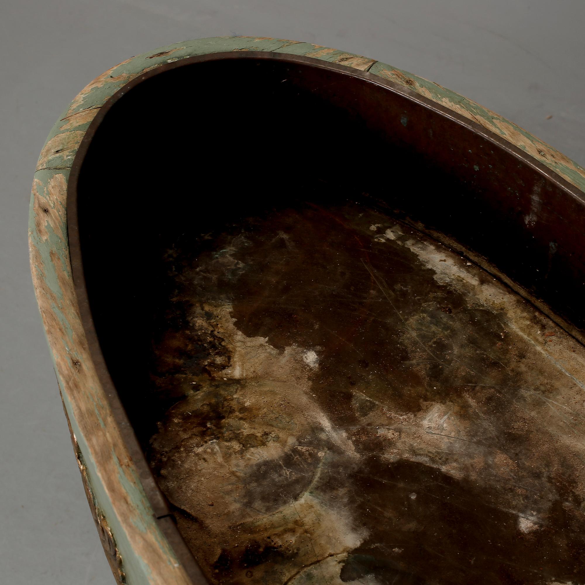 BLOMBORD, rokokostil, 1900-talets första hälft.