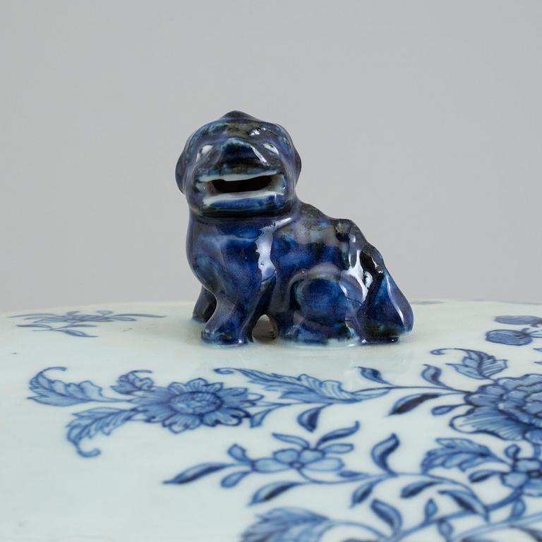 TERRIN med LOCK, kompaniporslin. Qingdynastin, Qianlong (1736-95).