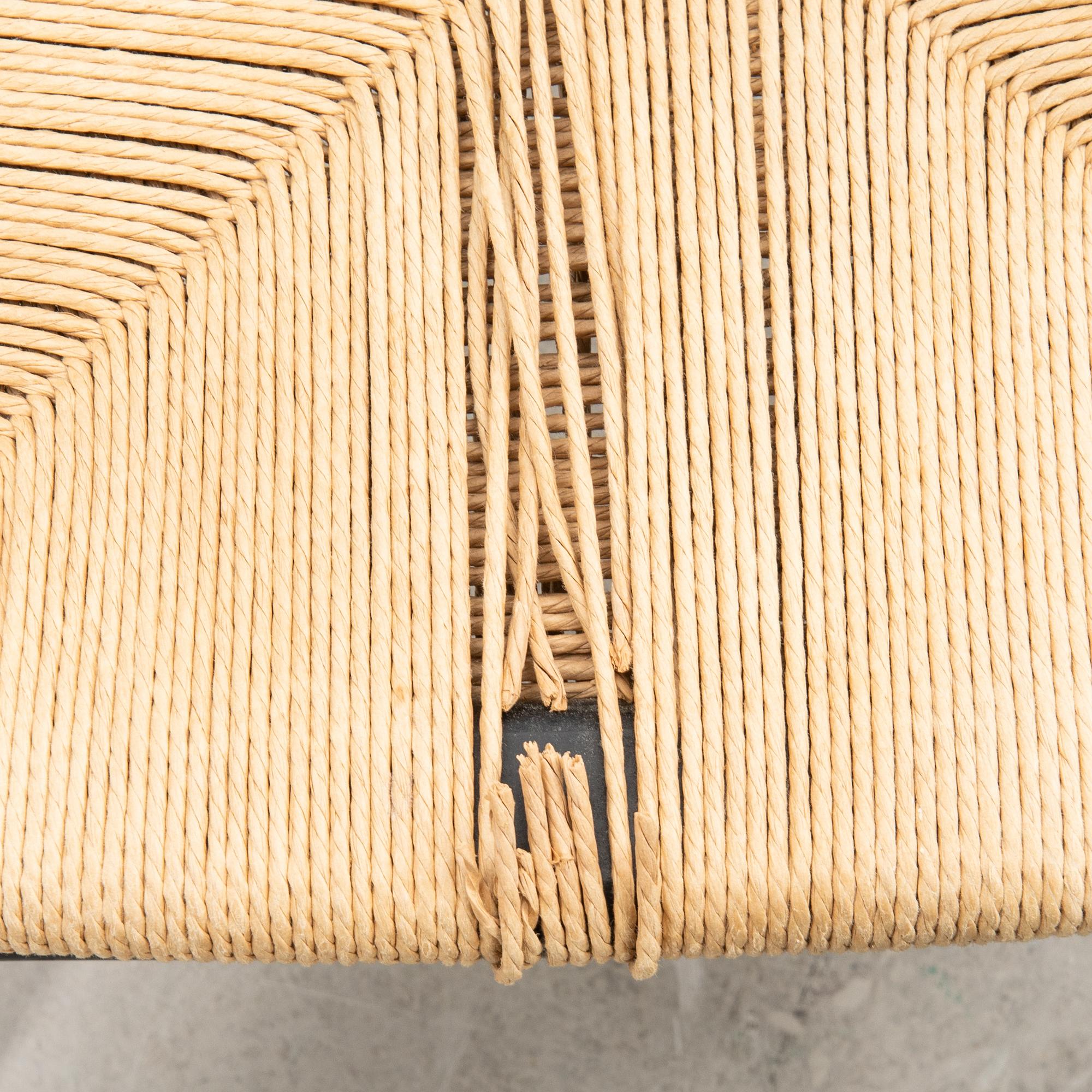 Hans J. Wegner, stolar, 6 st, "Y-stolen" modell CH-24, Carl Hansen & Søn, Danmark. 2000-tal.